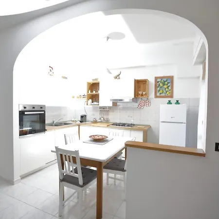 Il Giardino Del Mirto Apartment *